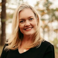 Colleen Hoover